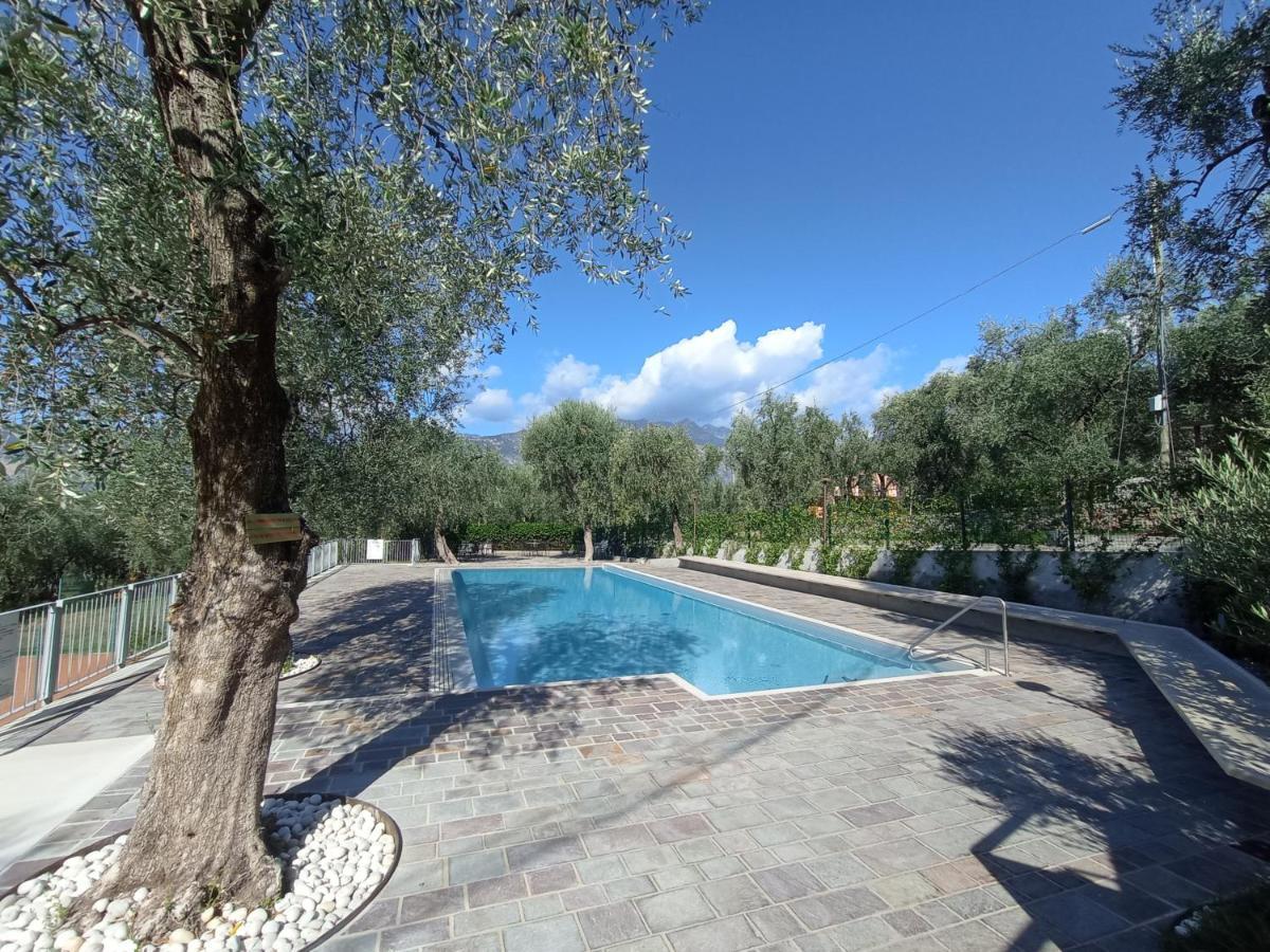 Apartament Luna Wifi Free - Malcesine Esterno foto
