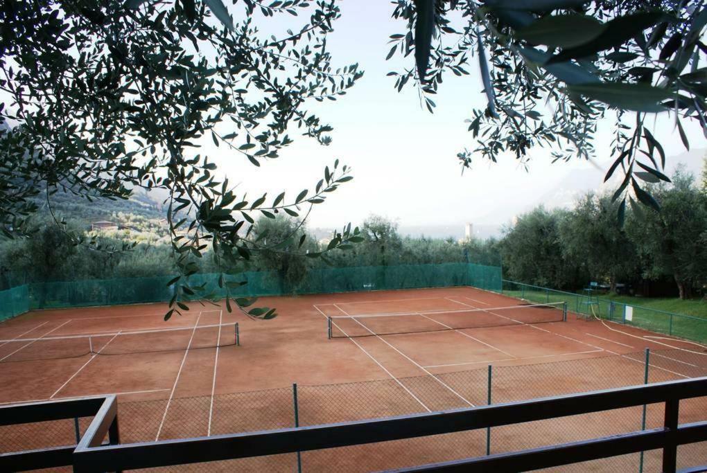 Apartament Luna Wifi Free - Malcesine Esterno foto
