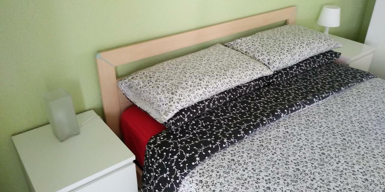 Apartament Luna Wifi Free - Malcesine Esterno foto